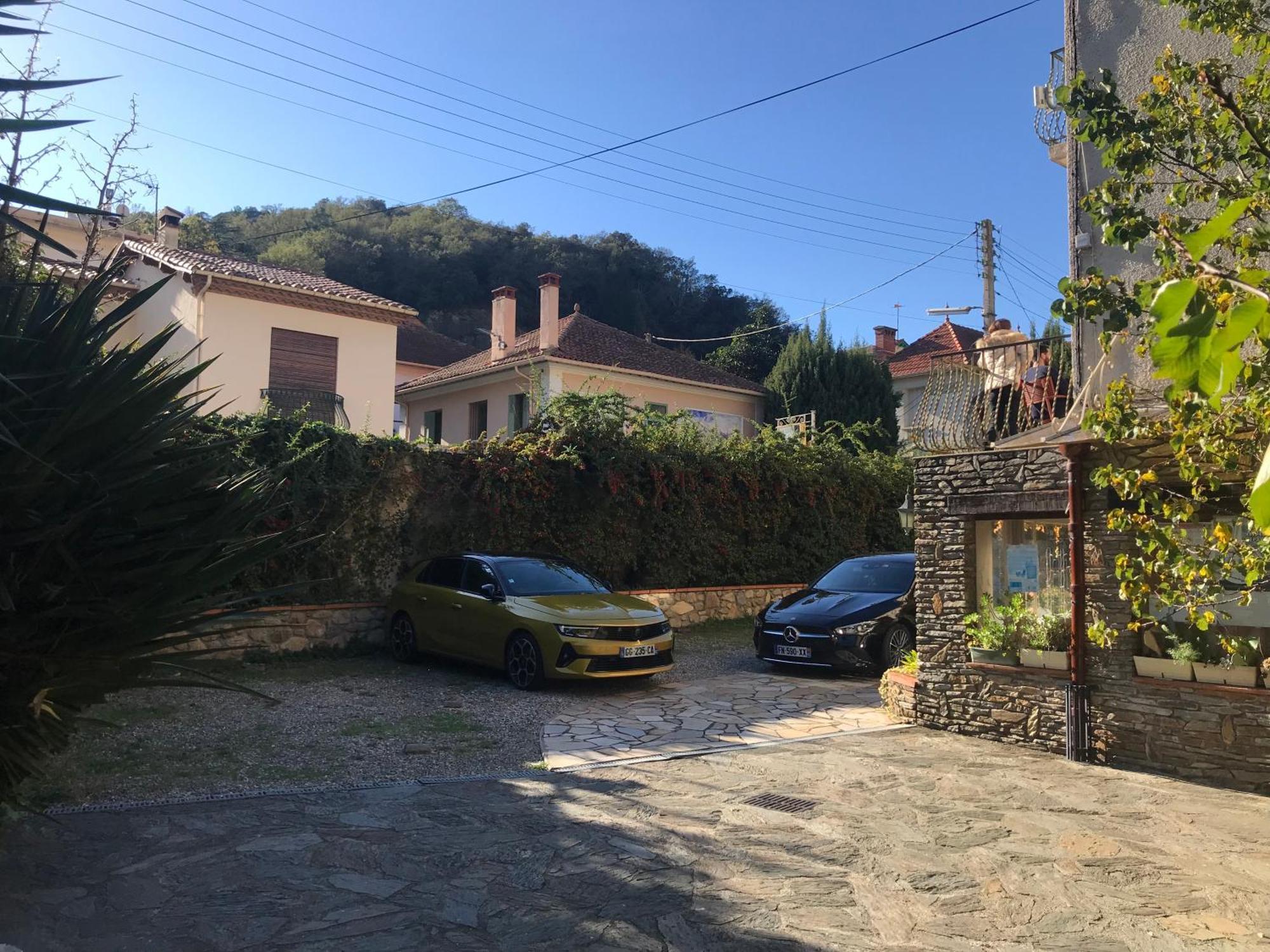 Hebergements A La Rive, Accueil Ouvert Tous Les Jours Jusqu'A 20H00 Dernier Delai, Depuis 30 Ans ! Reserver Ici Svp ! Merci ! Aucun Reglement A Distance Accepte, Paiement Par Cb, Especes, Cheque Ou Cheques-Vacances Imperativement A La Remise Des Clef 아멜리에레방팔랄다 외부 사진